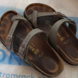 Birkenstock Mayari Sandal